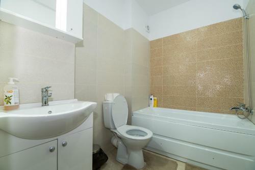Apartamento Rezident Militari