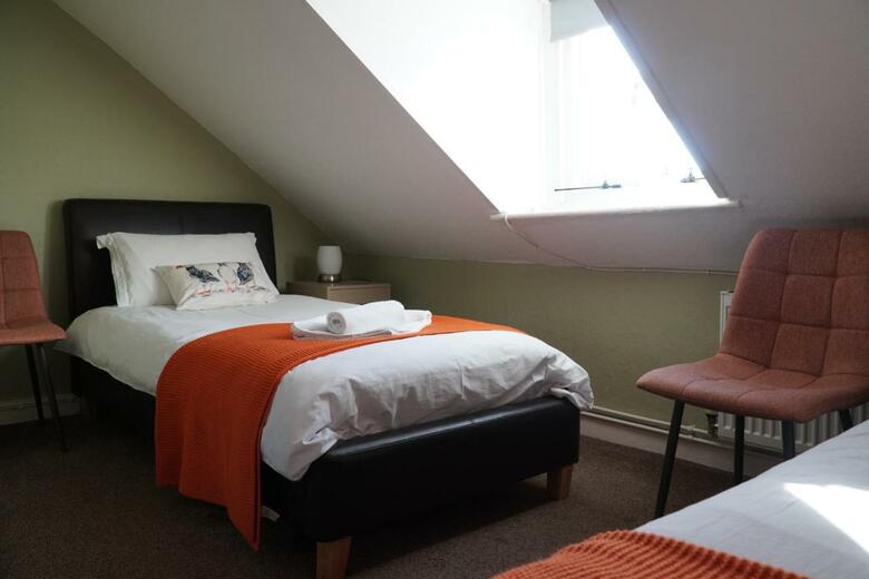 Hostal Castle House Guest House