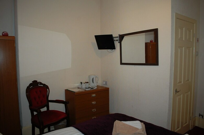 Bed & Breakfast Crystal House Hotel