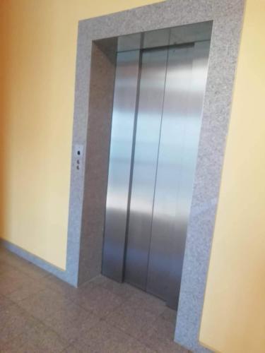 Apartament Comfortabil Si Linistit ,