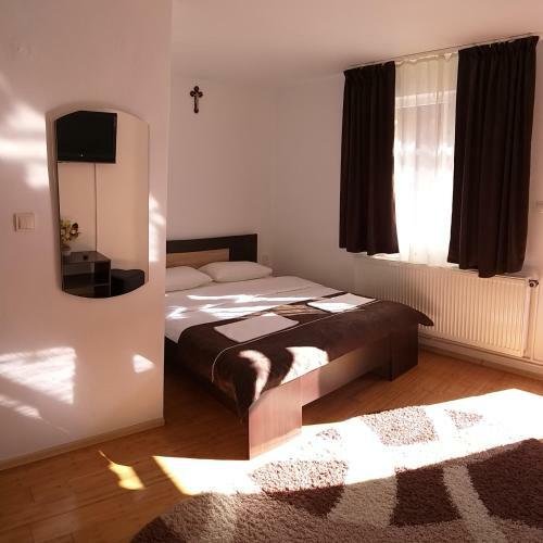 Hostal Pensiunea Denis