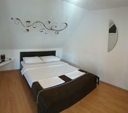 Hostal Pensiunea Denis
