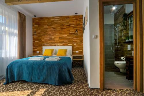 Bed & Breakfast Residence Rooms Bucovina