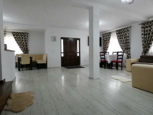 Hostal Pensiunea Claudia