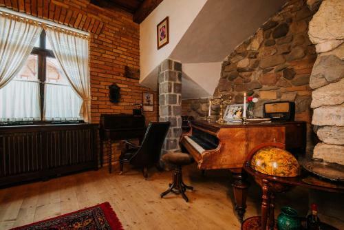 Hotel Molnos Kuria Pension