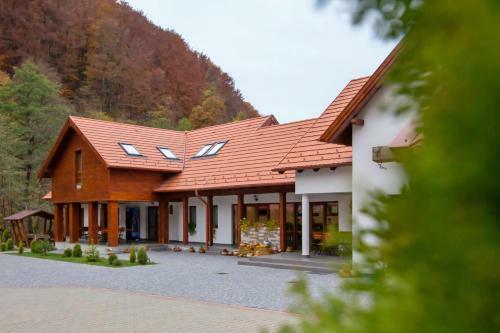 Patakmenti Panzi� Spa