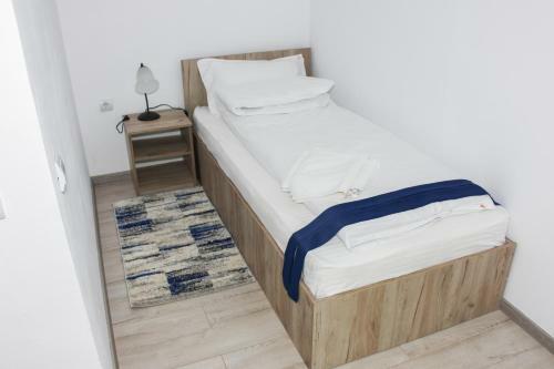 Hostal Tomis House
