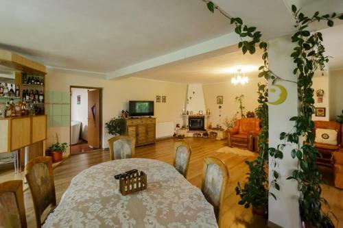 Hostal Casa Florilor