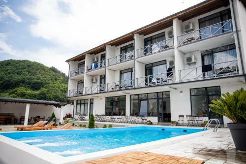 Hostal Vila La Faleza Dubova