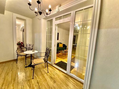 Sarada Boutique Luxury Apartment