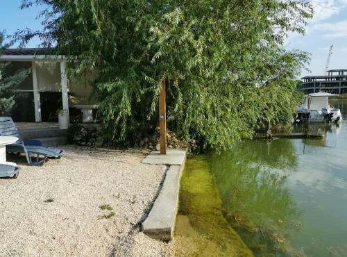 Hostal Vila Zuzette