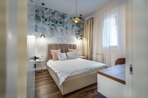 Lunaz Apartment