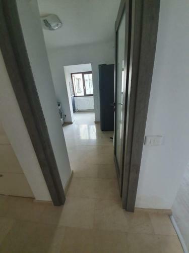 Neversee Apartment