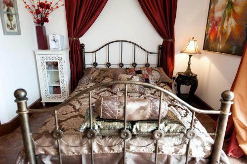 Bed & Breakfast Llamas Pyjamas