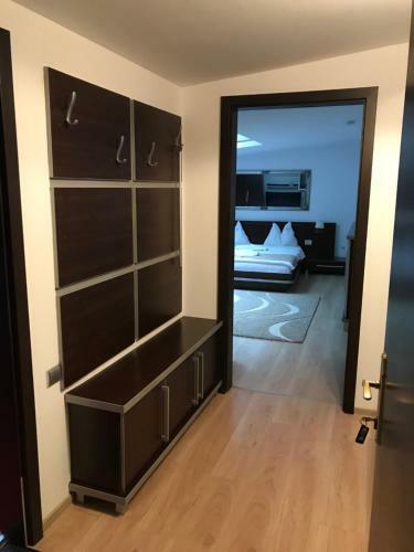 Hostal Pensiunea Max