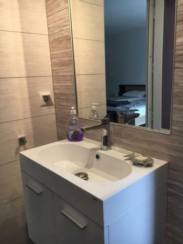 Hostal Bruno Apartment