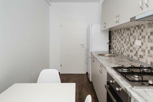 One Room Apart T3 With Free Parking
