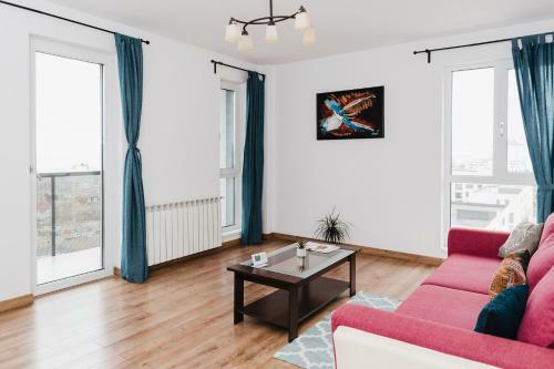 City View Apartment With Free Parking