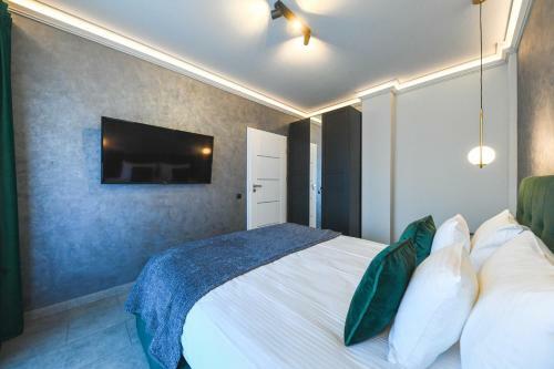 Panoramic Apartment With Terrace