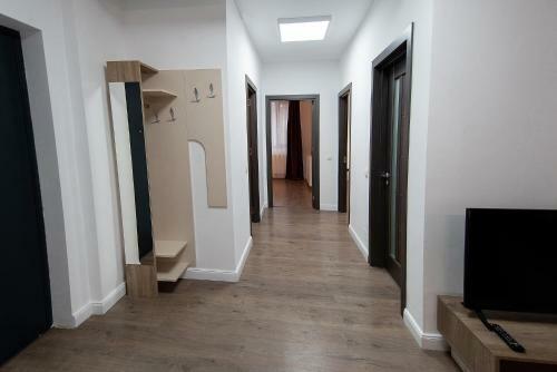 Tonitza Apartments