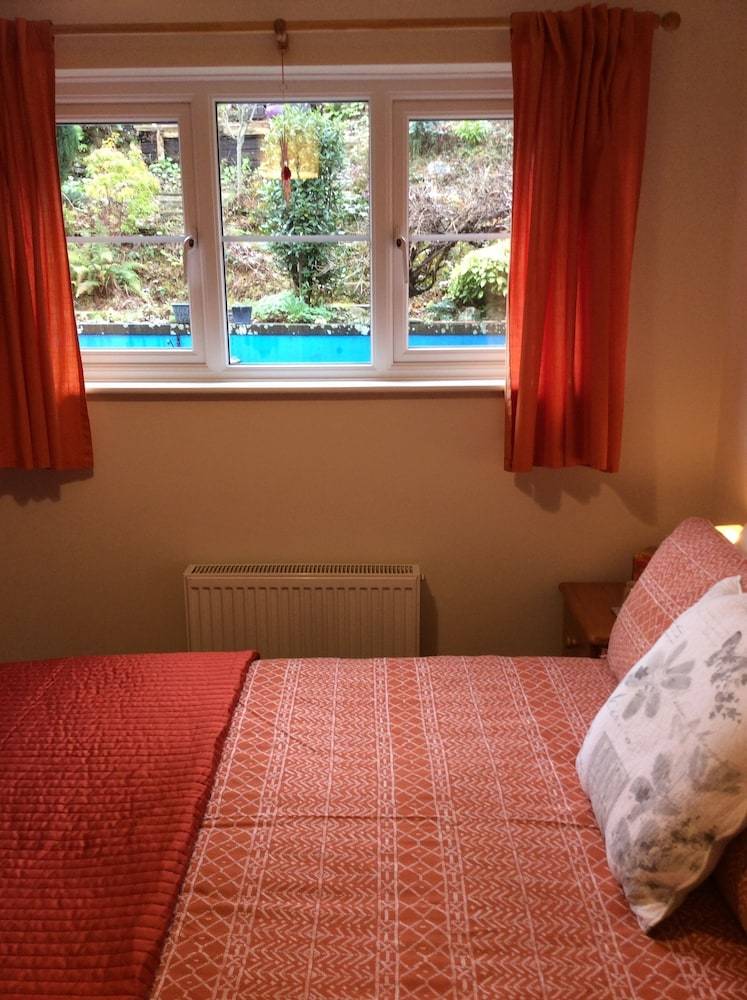The Great Grubb Bed & Breakfast