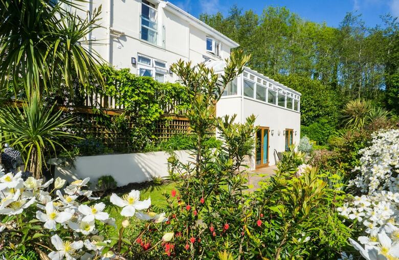 Bed & Breakfast Westwood Guest House