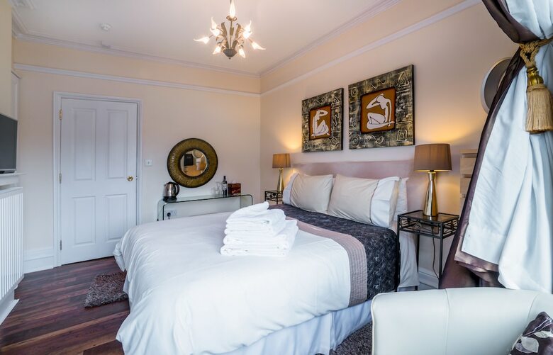 Bed & Breakfast Westwood Guest House