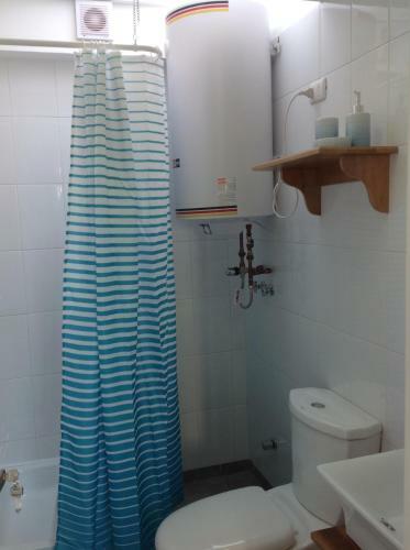 Hostal Pontoval B&B