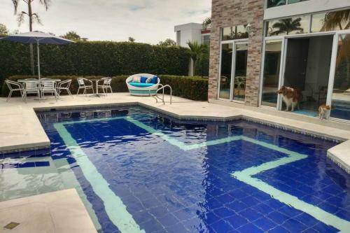 Villa Santorini, Girardot