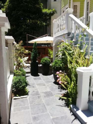 Hostal Belle Epoque