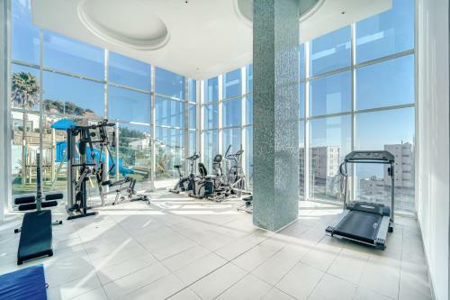 Apartamento Bayside View - 2br W/ Ocean View, Parking, Wifi.