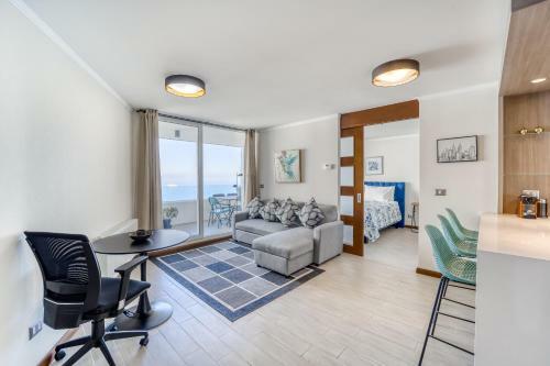 Apartamento Bayside View - 2br W/ Ocean View, Parking, Wifi.