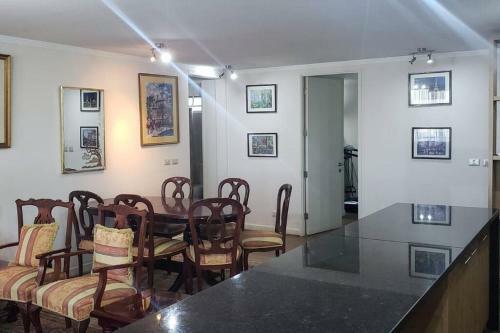 Apartamento Incredible View Of Stgo. From 3 Bed 3 Bath Home!
