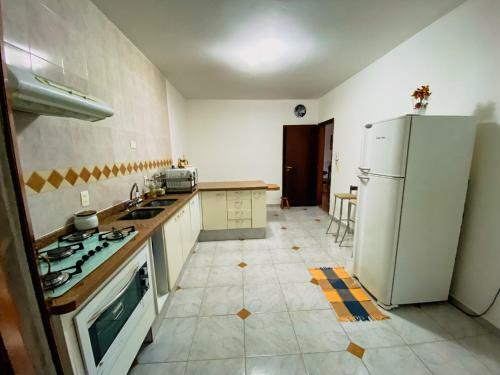 Ampla E Confortavel Propriedade Na Granja Viana
