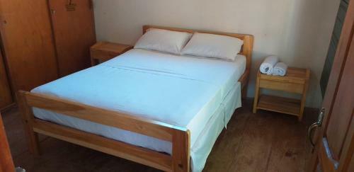 Hostal Casa Serrano - Callej�n de Don Blas Hab. Ca�aguate