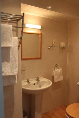 Hostal The Collingdale Guest House