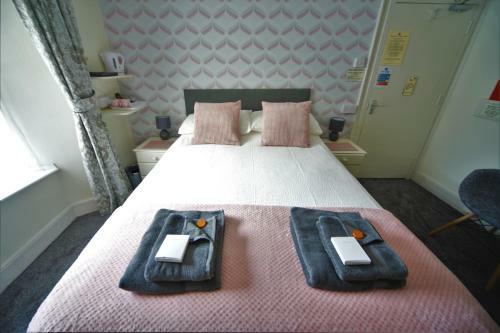 Hostal Harcourt Hotel