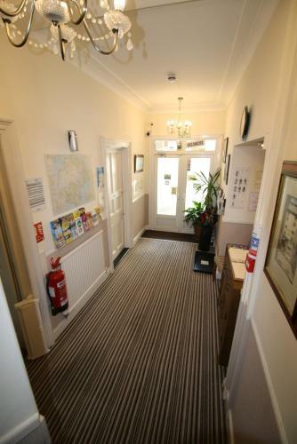 Hostal Harcourt Hotel