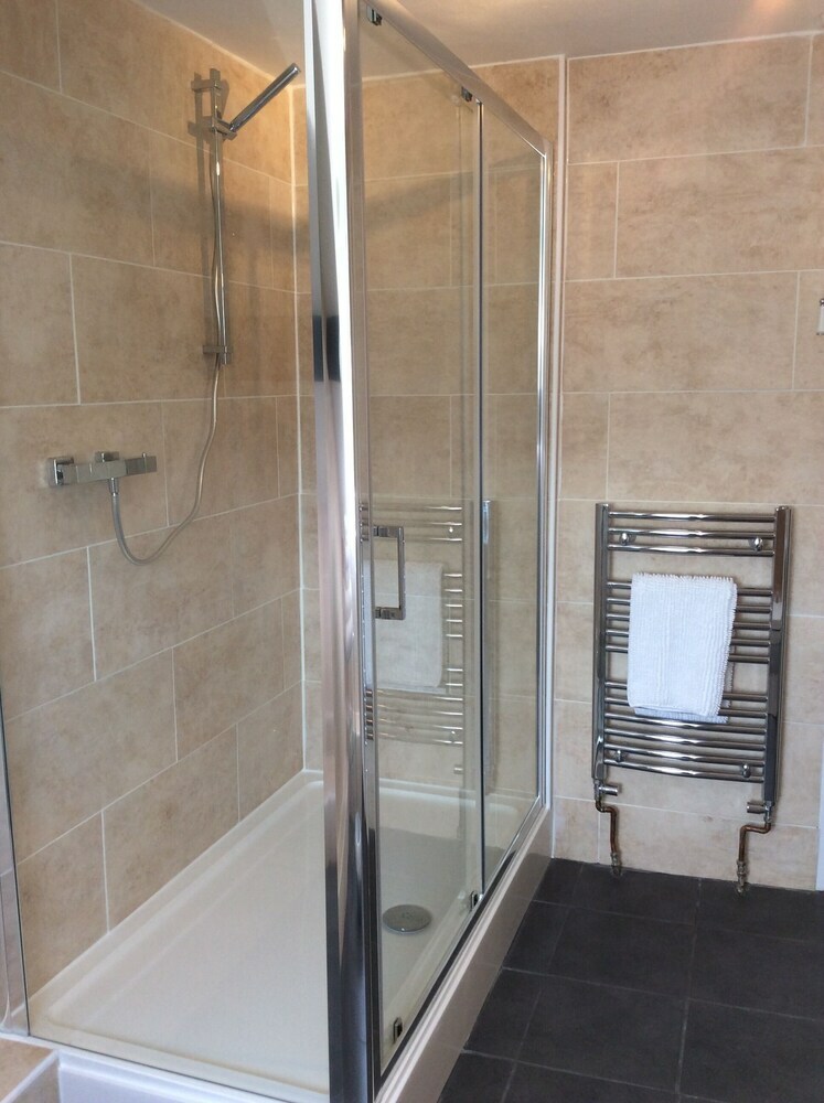 Hostal Epchris House
