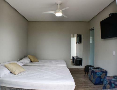 Hostal Cantinho Da Alegria Su�tes