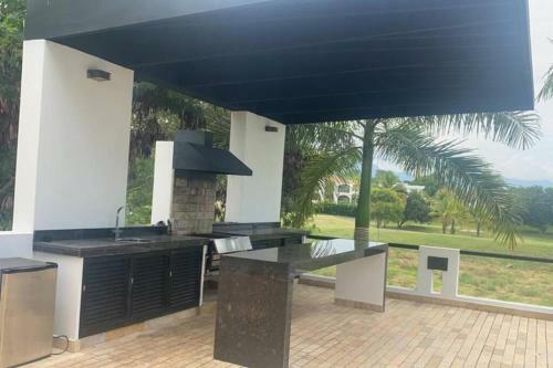 Casa Moderna Campestre Con Piscina En Melgar