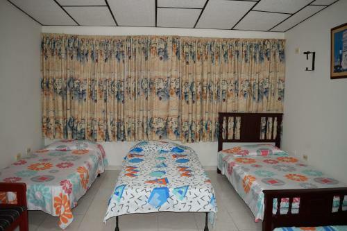 Cafe Inn Casa Hotel