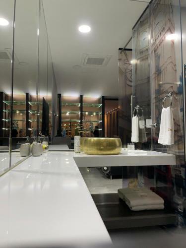 Apartamento 1million Suites