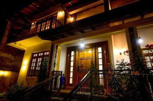 Hostal Kings Kingdom Villa
