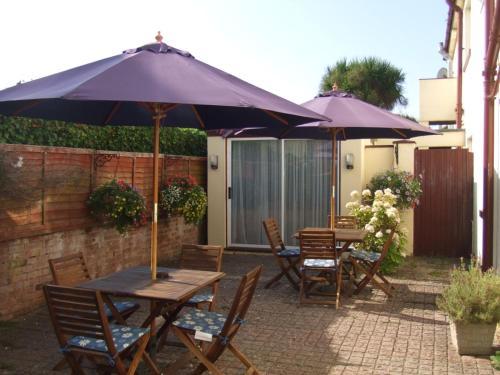 Hostal The Denewood