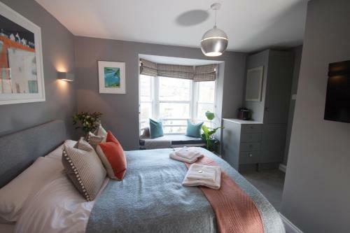 Hostal St Elmo Cottage