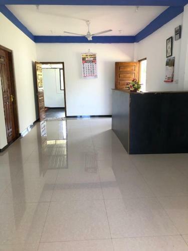 Hotel Nilaveli Bluemoon
