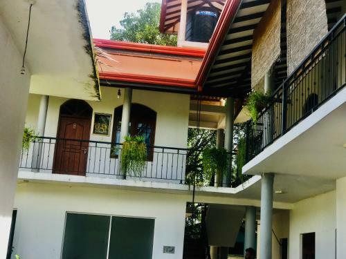 Hostal Peacock Vista Guest House