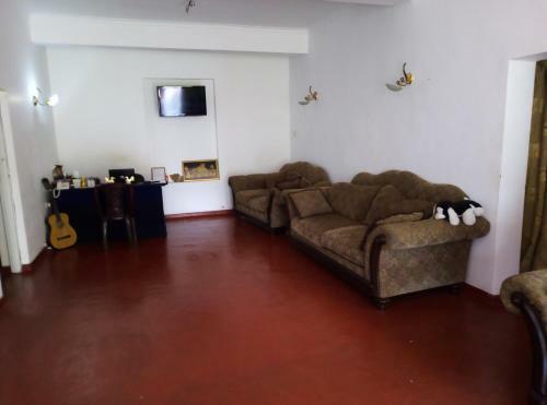Hostal White House Hostel