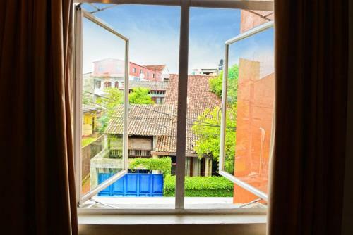 Furnished Apartment At Nawala